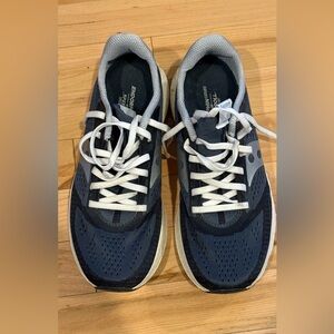 Saucony Endorphin Pro. Women's sneakers-Size 8